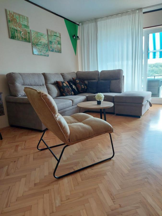 Marija Ii Apartment Omisalj